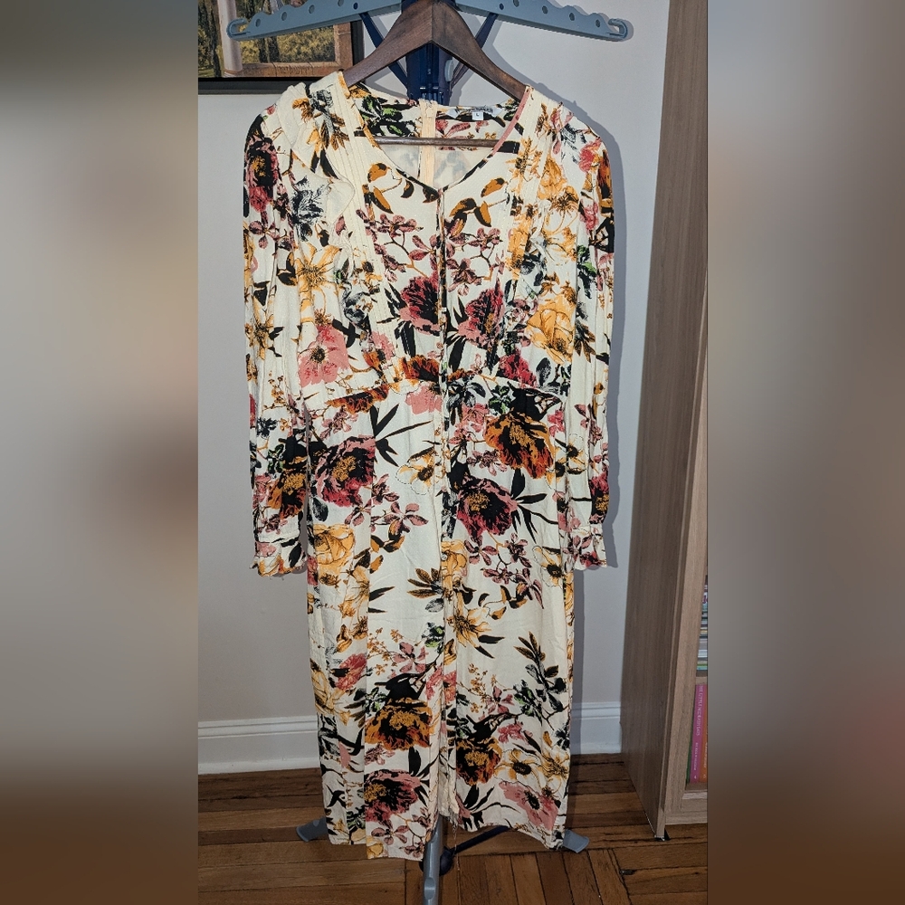 Walter Baker Cream Floral Long Sleeve Maxi Dress